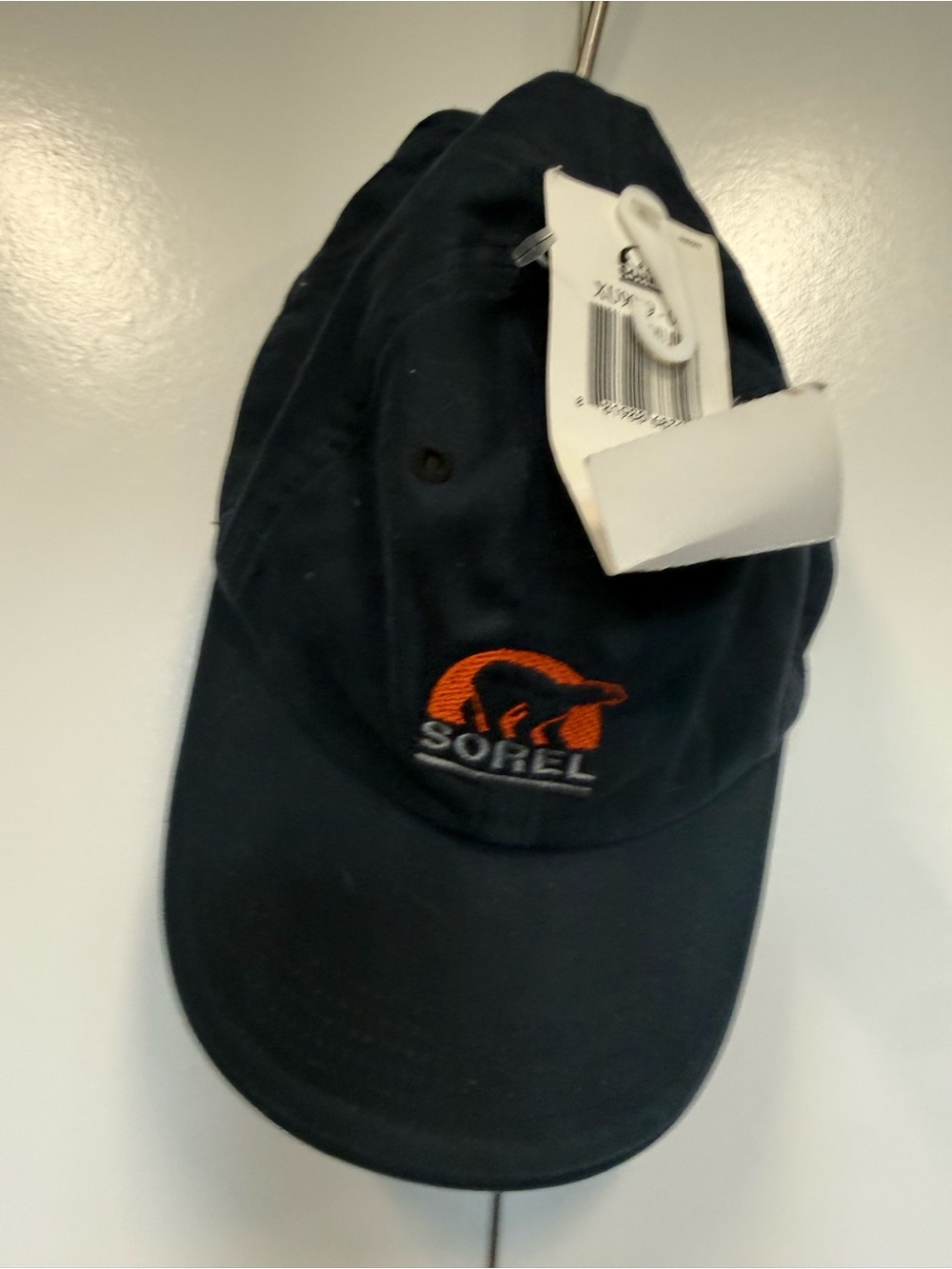 New Sorel Navy Baseball Cap with bear Logo - gift.